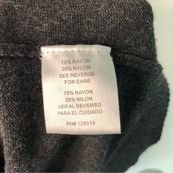 Color block turtleneck - Picture 4 of 4